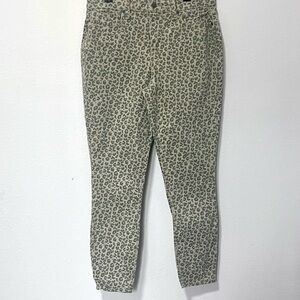NYDJ for CHICO'S lift tuck leopard Brown and Tan pants Slim Fit 8